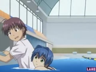 Hentai koekje geeft hoofd en krijgt geneukt in de zwembad