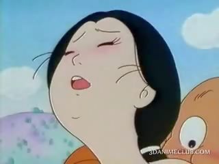 Grown anime asiatisk knullet utendørs av henne concupiscent henspeiler