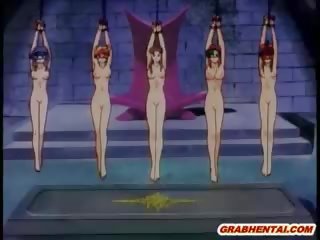 Five hentai meitenes ķēde un grupa poking līdz monsters