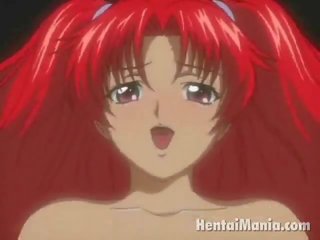 Fiery redheaded anime ëngjëll duke miniaturë pidh gozhdohem nga të saj personable i ri njeri